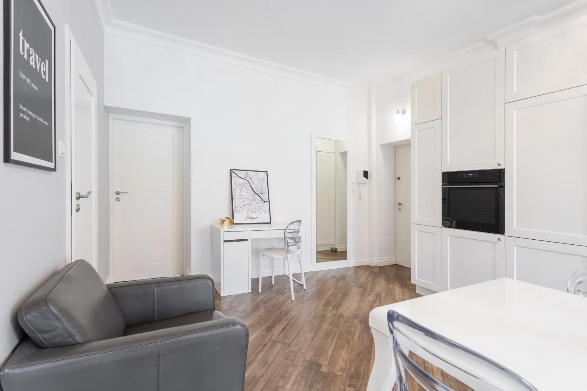 Central Warsaw Apartment - Great Location-Old Town - Podwale Екстериор снимка